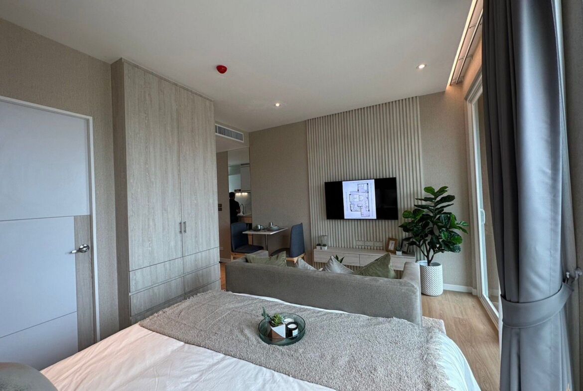 Luxurious Beachfront Apartments