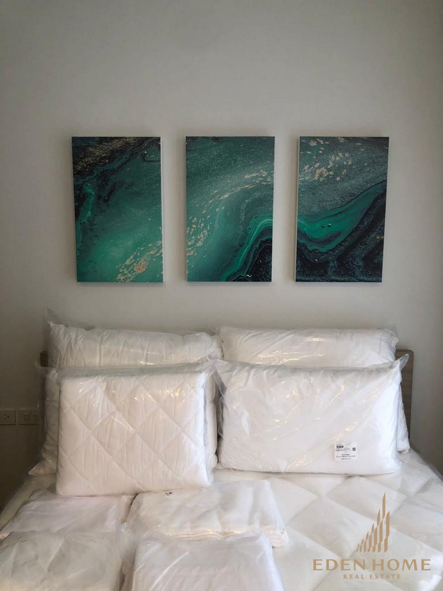 Luxury 1-bed Condominiums for Sale in Laguna