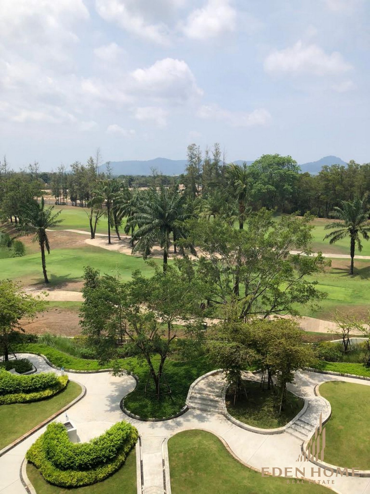 Luxury 1-bed Condominiums for Sale in Laguna