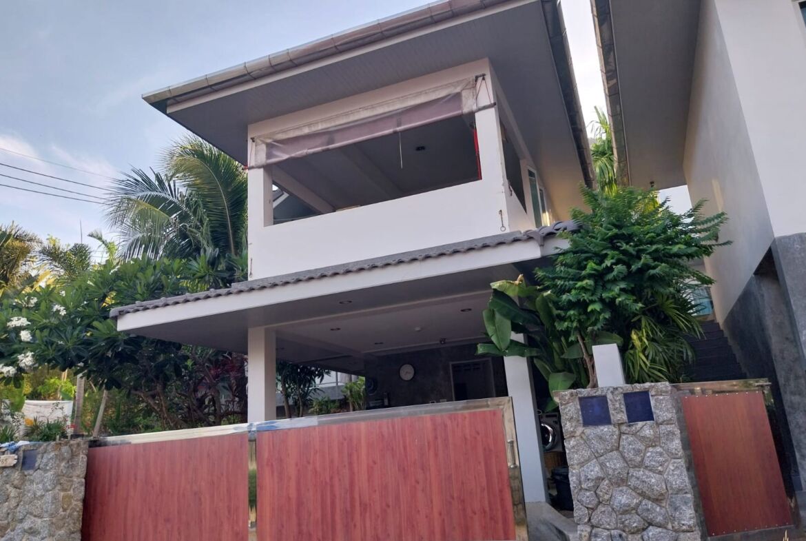 House for Sale in Kamala, quiet area