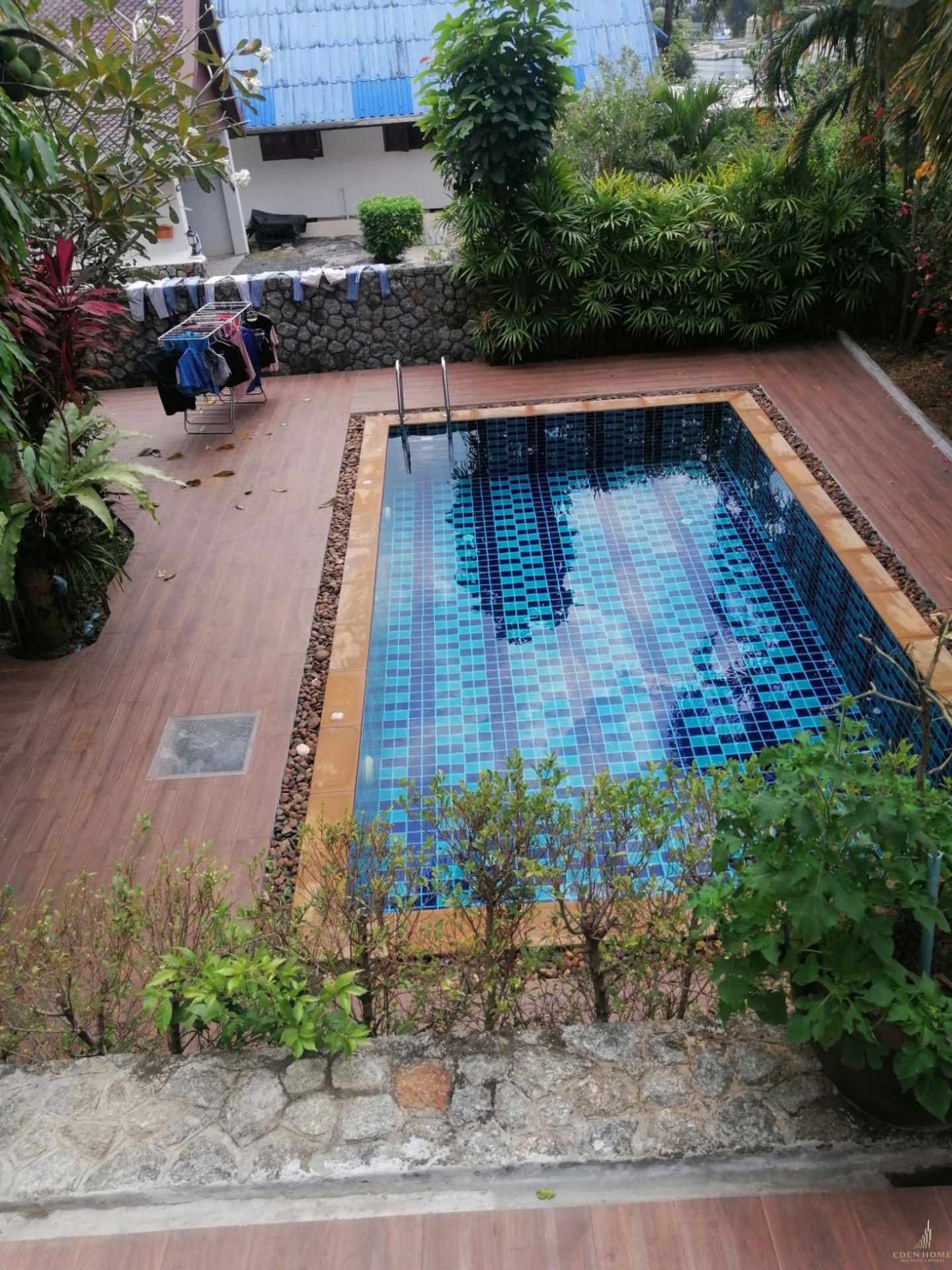 House for Sale in Kamala, quiet area