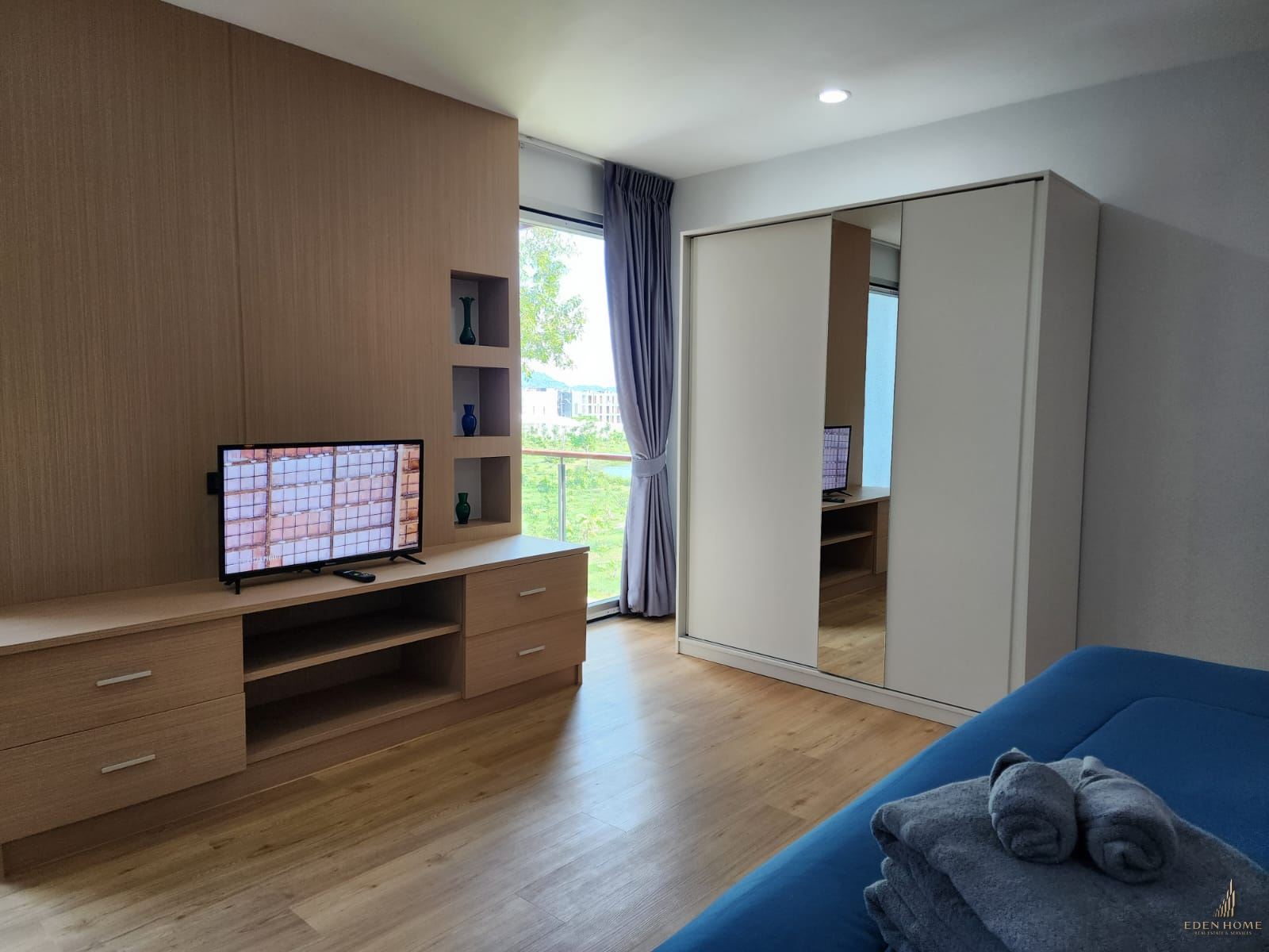 Modern townhouse with private pool in Chalong for Rent