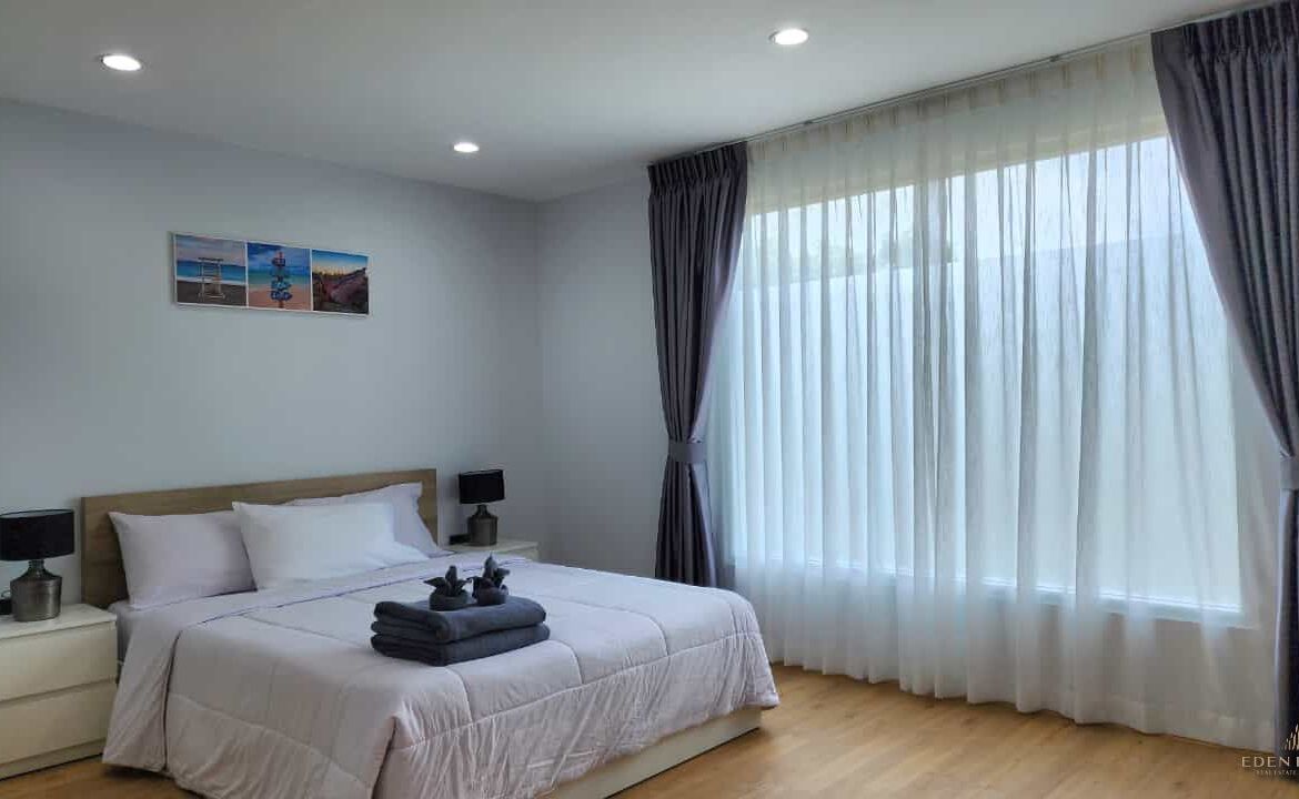 Modern townhouse with private pool in Chalong for Rent
