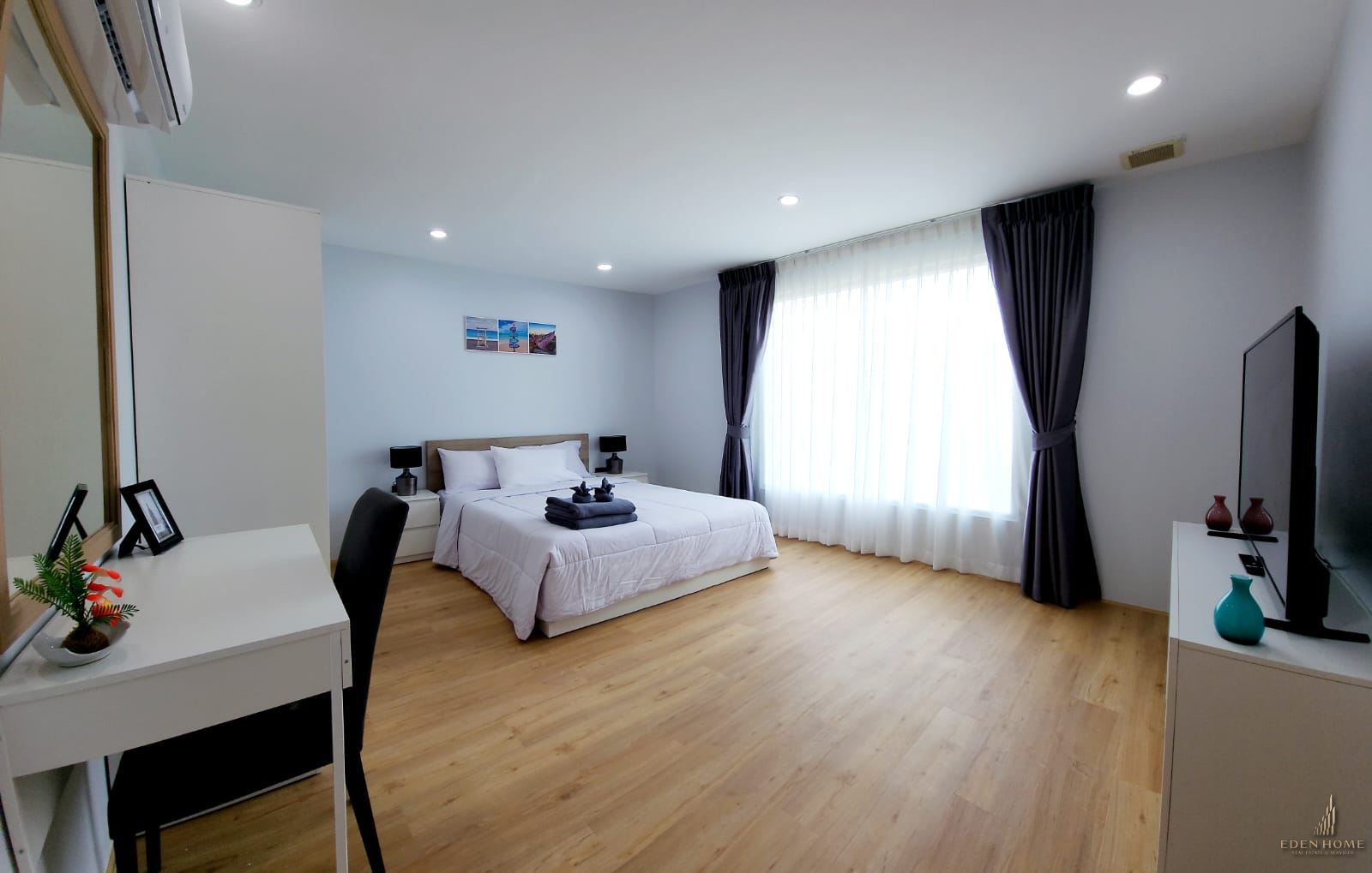 Modern townhouse with private pool in Chalong for Rent