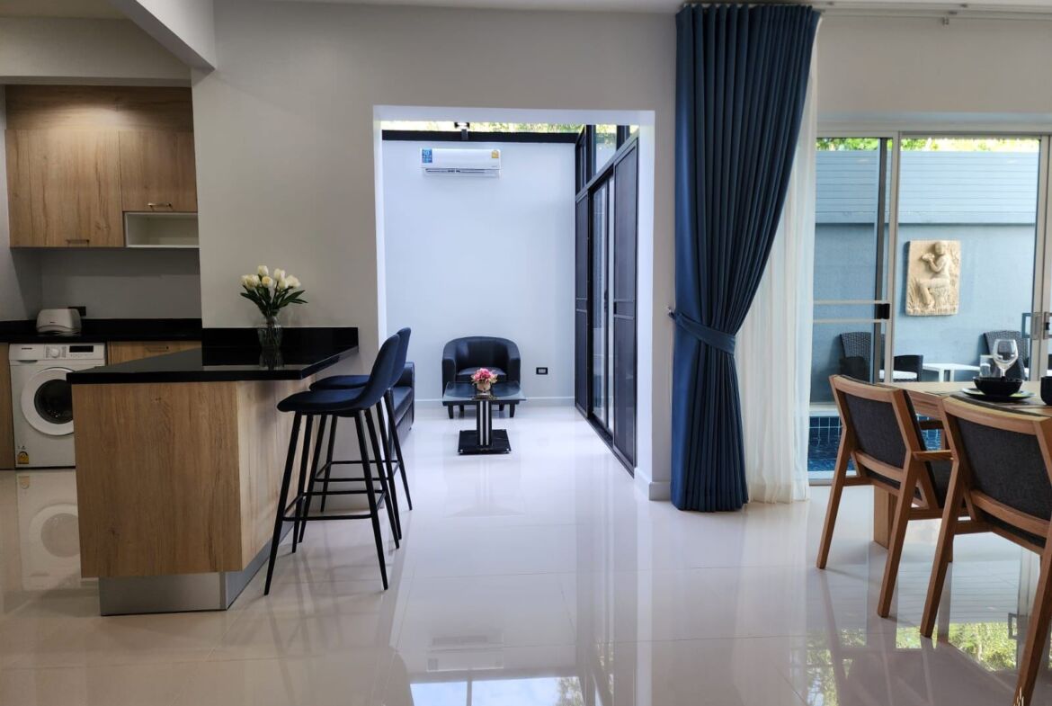 Modern townhouse with private pool in Chalong for Rent