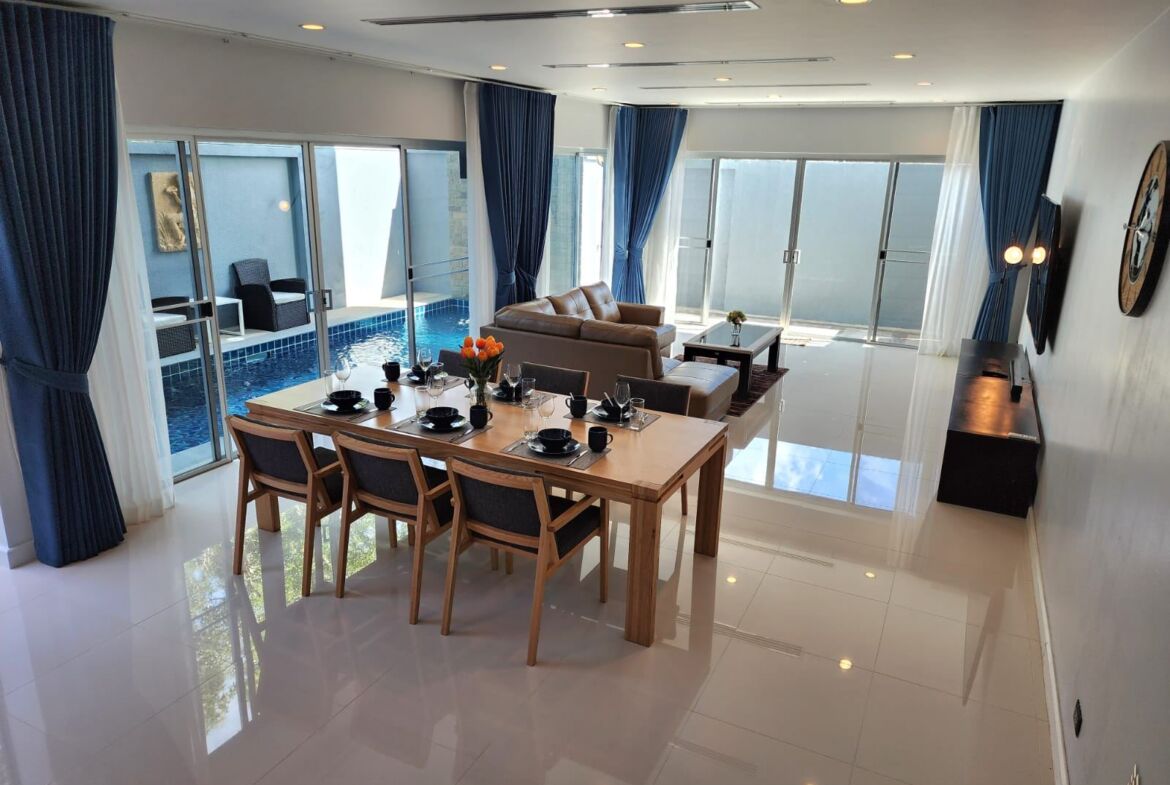 Modern townhouse with private pool in Chalong for Rent