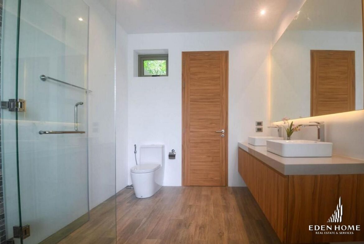 Beautiful Luxury Style Villa in Thalang