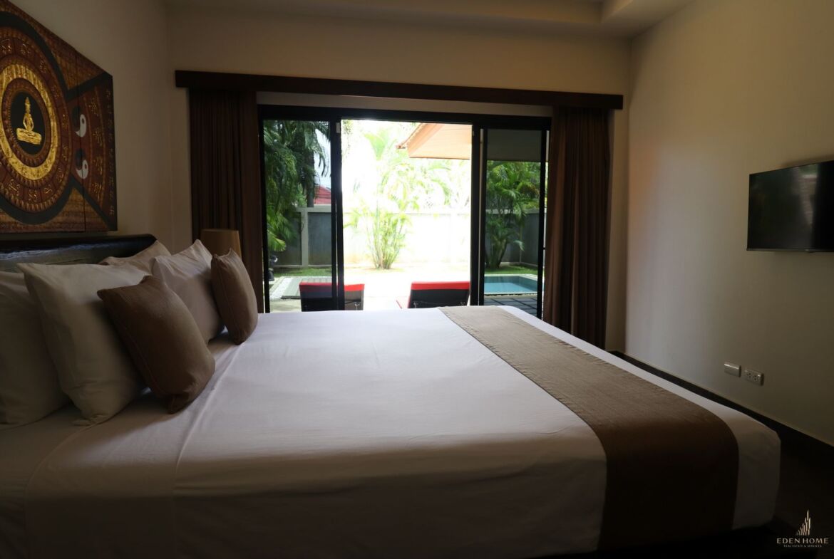 Resort for sale: 6 private villas in Rawai