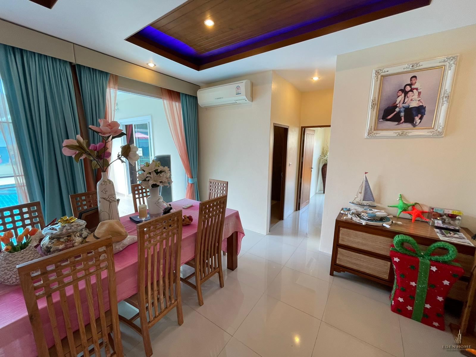 Modern 4-bedrooms pool villa at Chalong for Sale and Rent