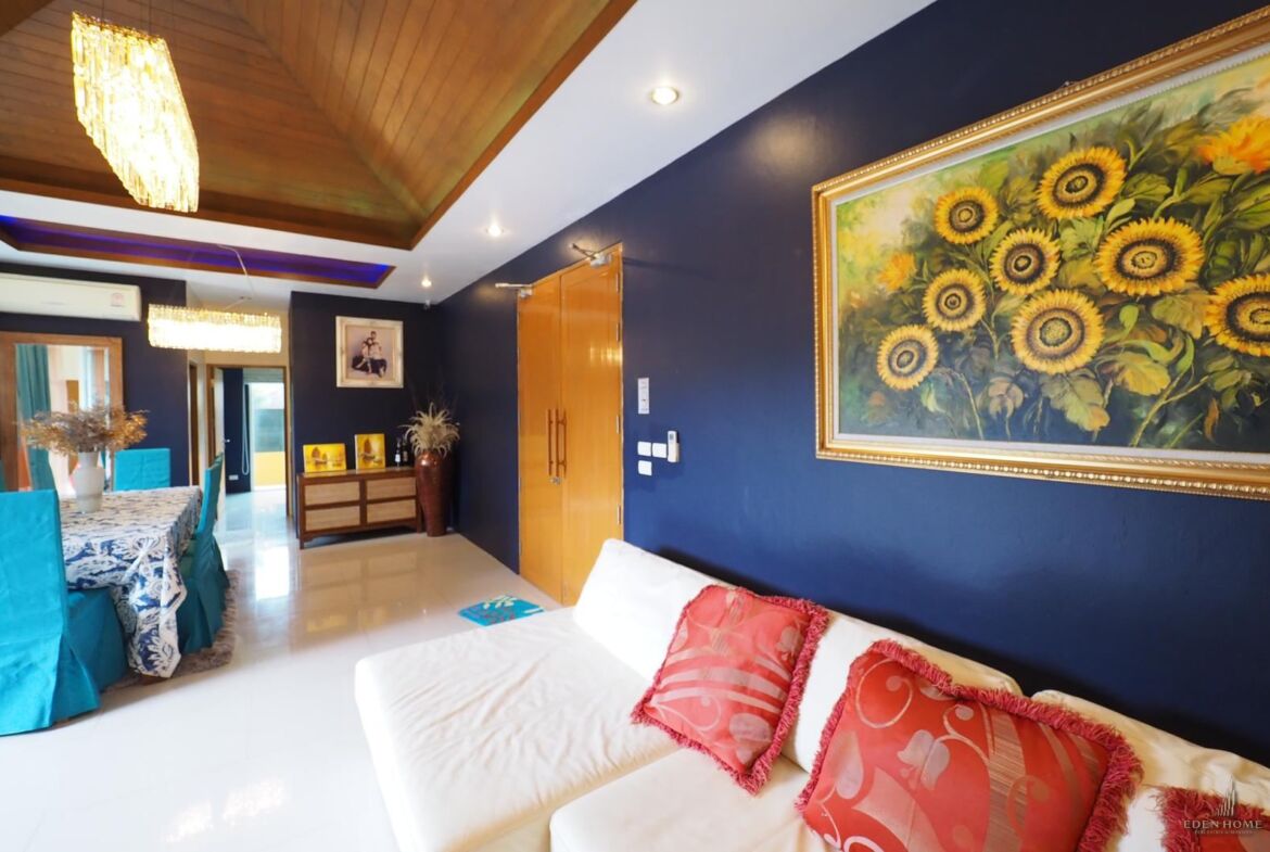 Modern 4-bedrooms pool villa at Chalong for Sale and Rent