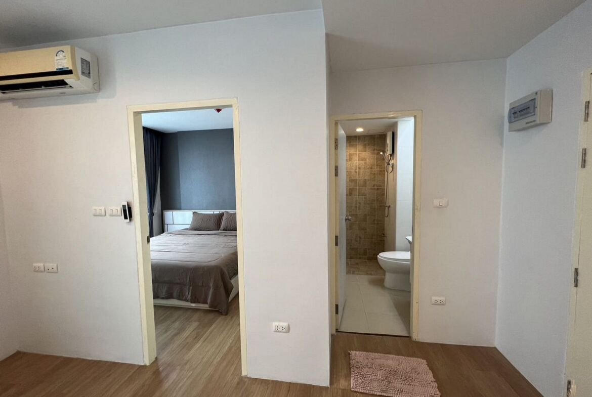 Condominium 2 Bedroom Prime location at Chalong for rent
