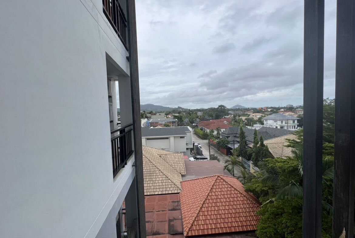 Condominium 2 Bedroom Prime location at Chalong for rent