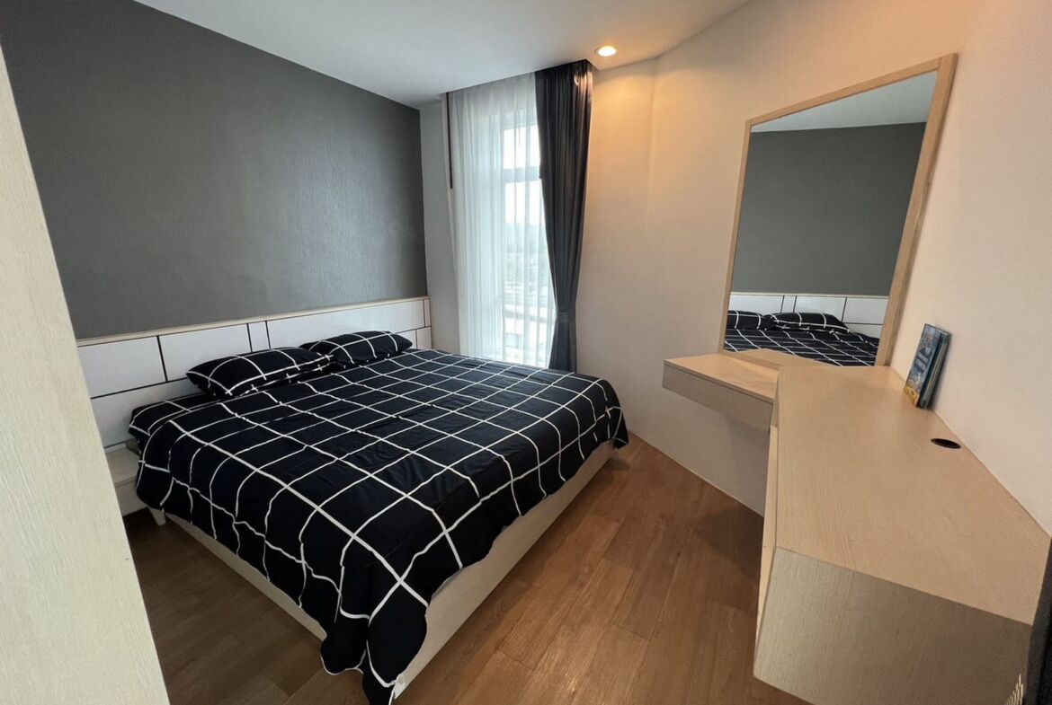 Condominium 2 Bedroom Prime location at Chalong for rent