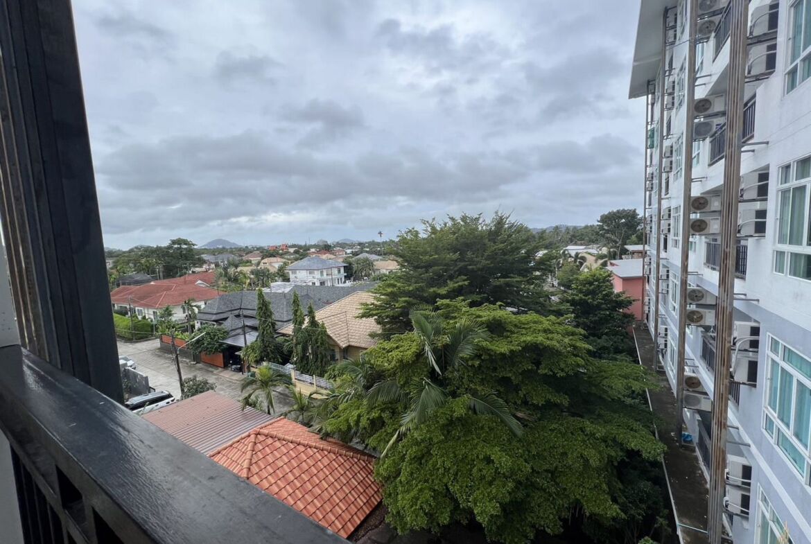 Condominium 2 Bedroom Prime location at Chalong for rent