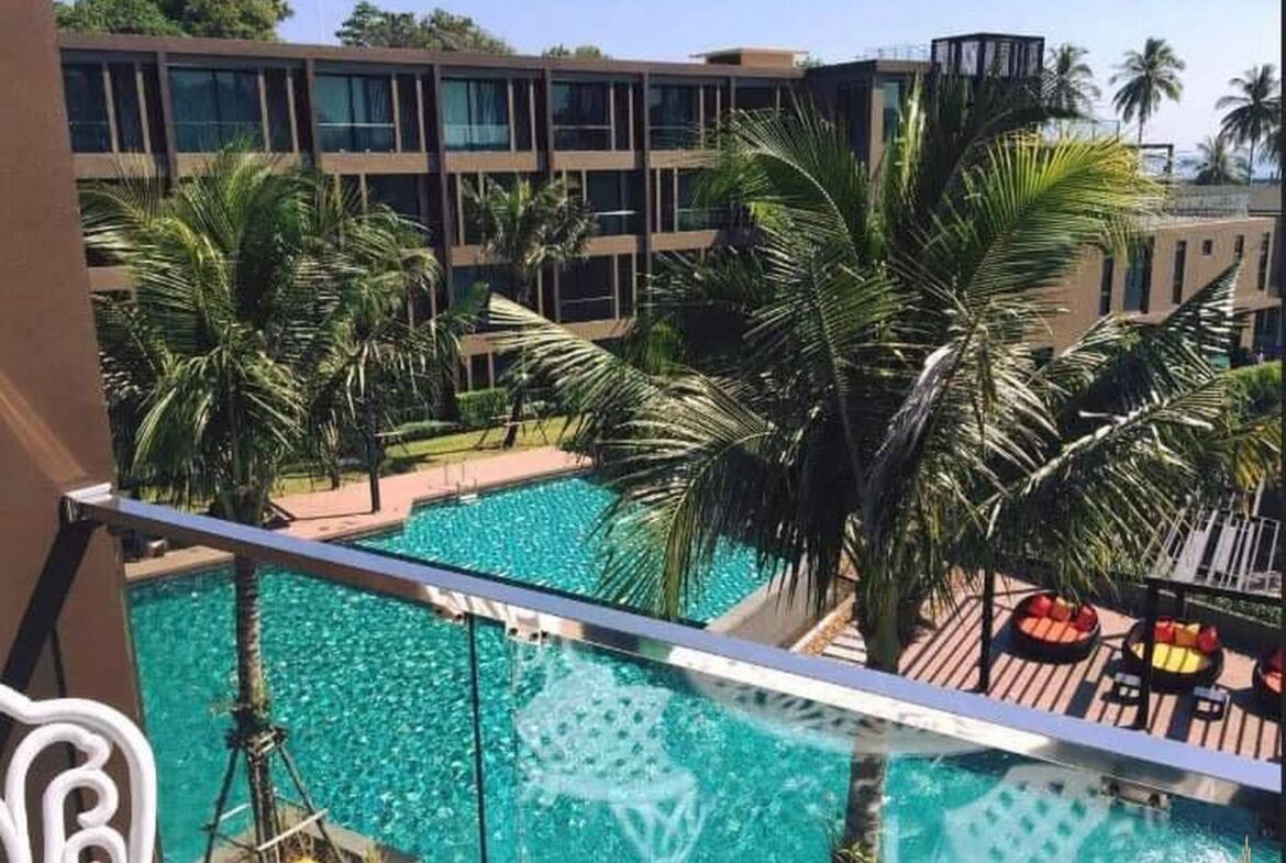 Sea view condominium for rent at Panwa beach