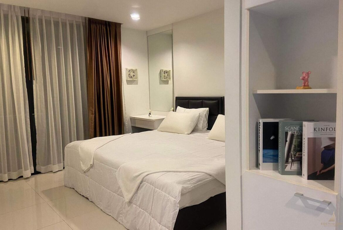Sea view condominium for rent at Panwa beach