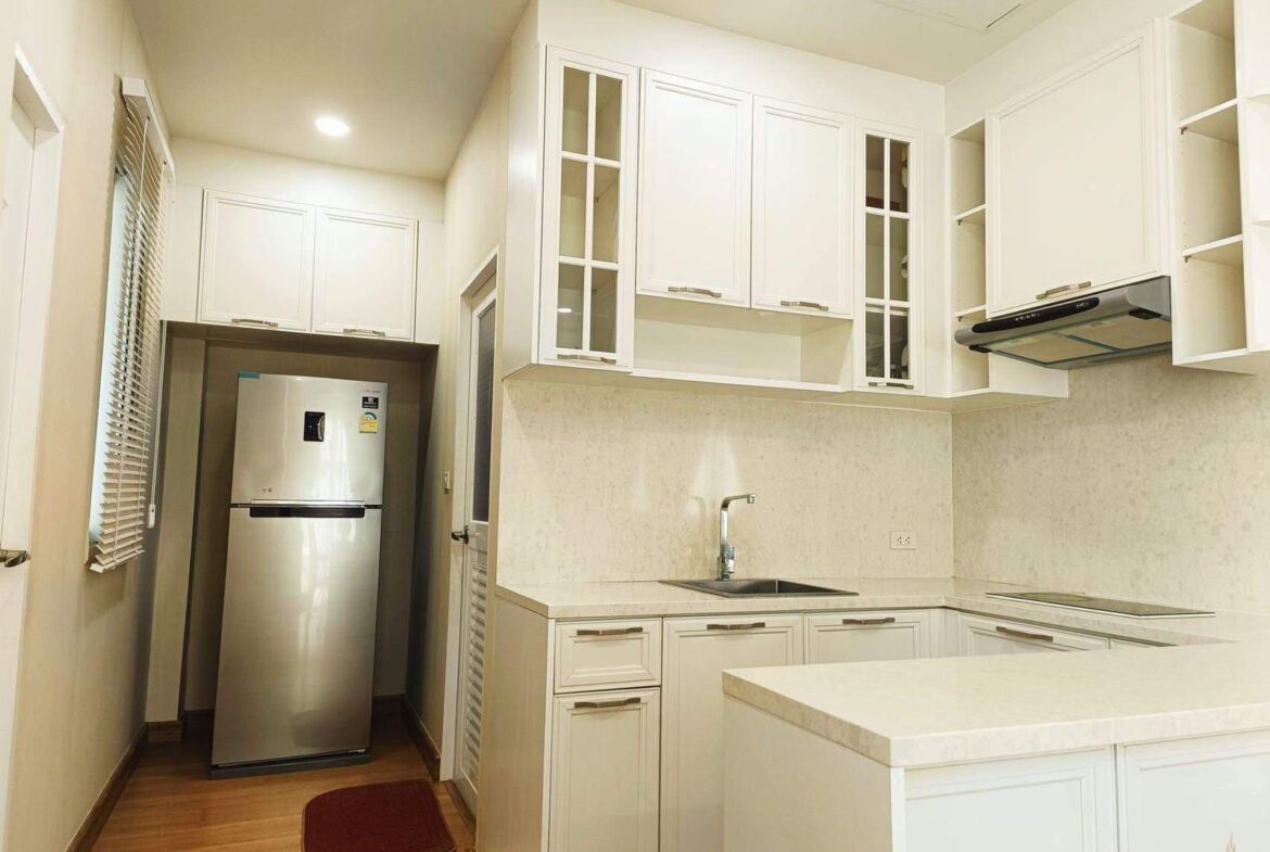 House 4 bedrooms for rent at Koh Keao