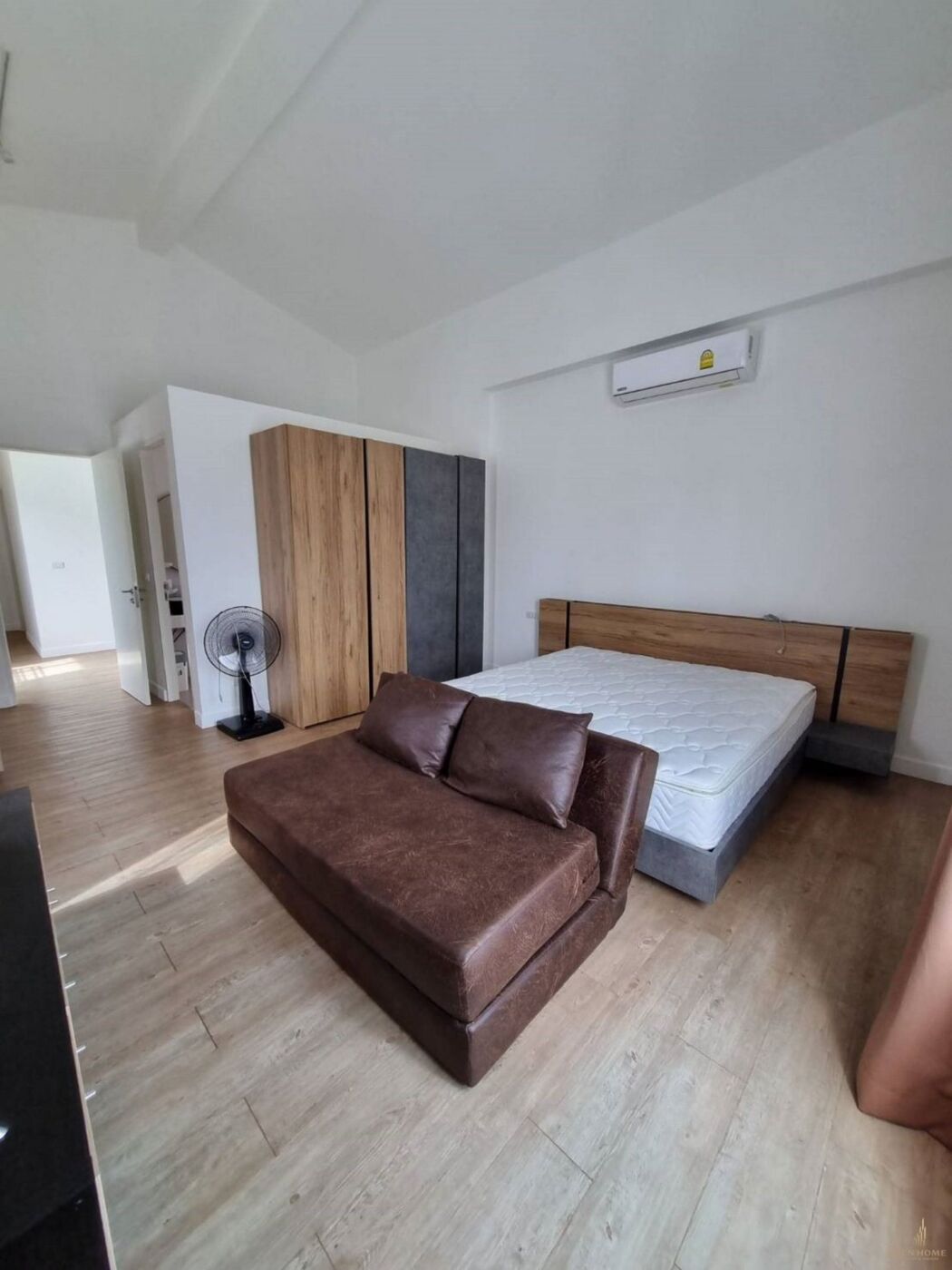 Japanese style pool villa for rent at Chalong