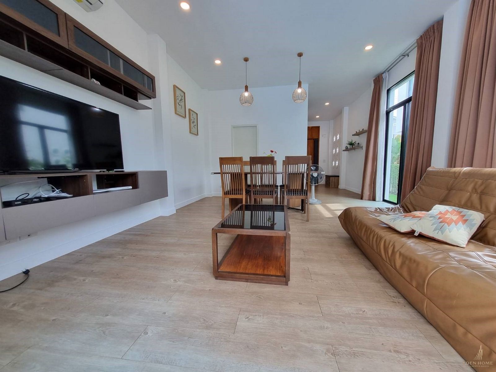 Japanese style pool villa for rent at Chalong