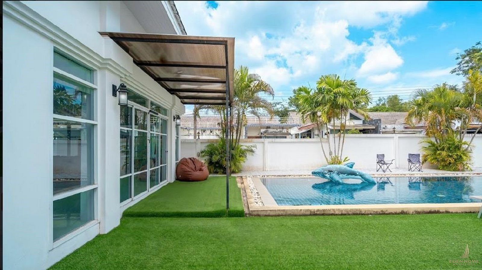 Modern villa Available in Pasak