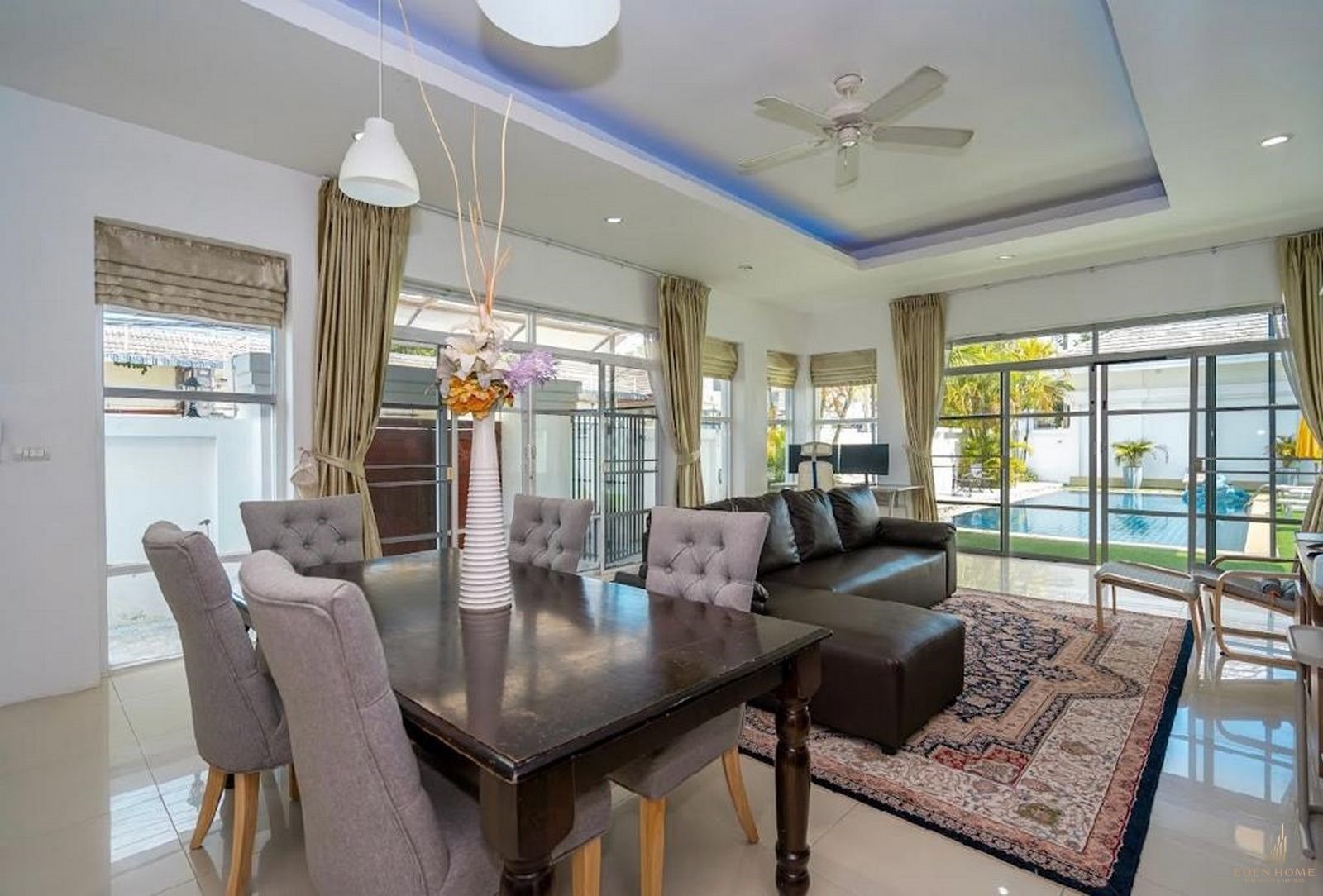 Modern villa Available in Pasak