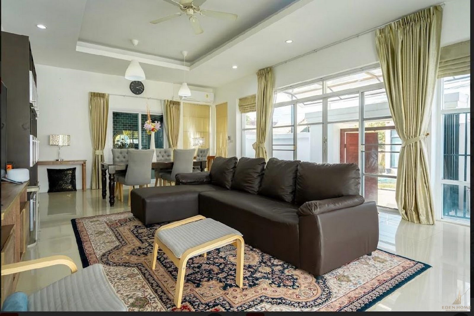 Modern villa Available in Pasak