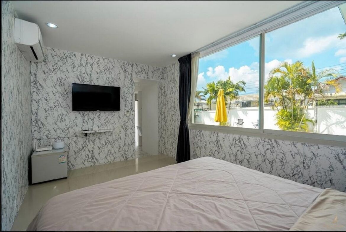 Modern villa Available in Pasak