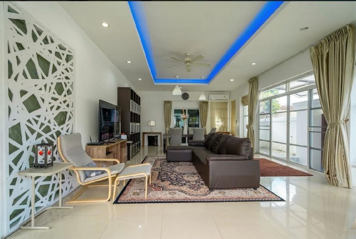 Modern villa Available in Pasak