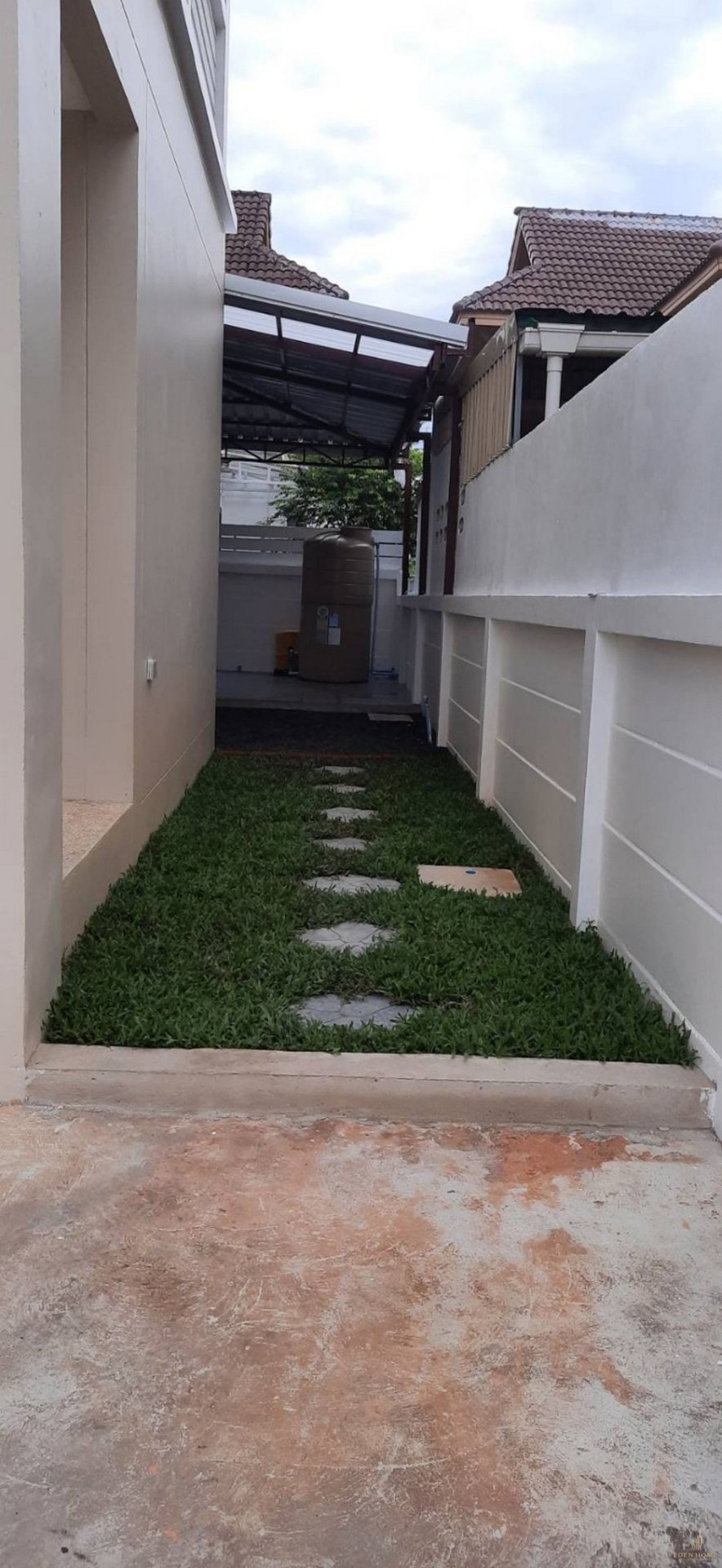 Townhouse for rent at Phuket town