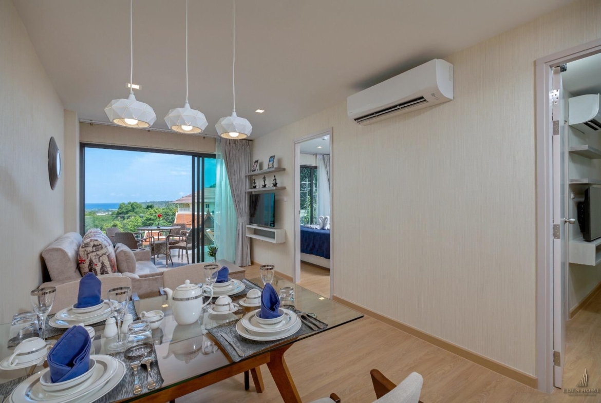 Sea view 2 bedrooms condominium for rent at Kata