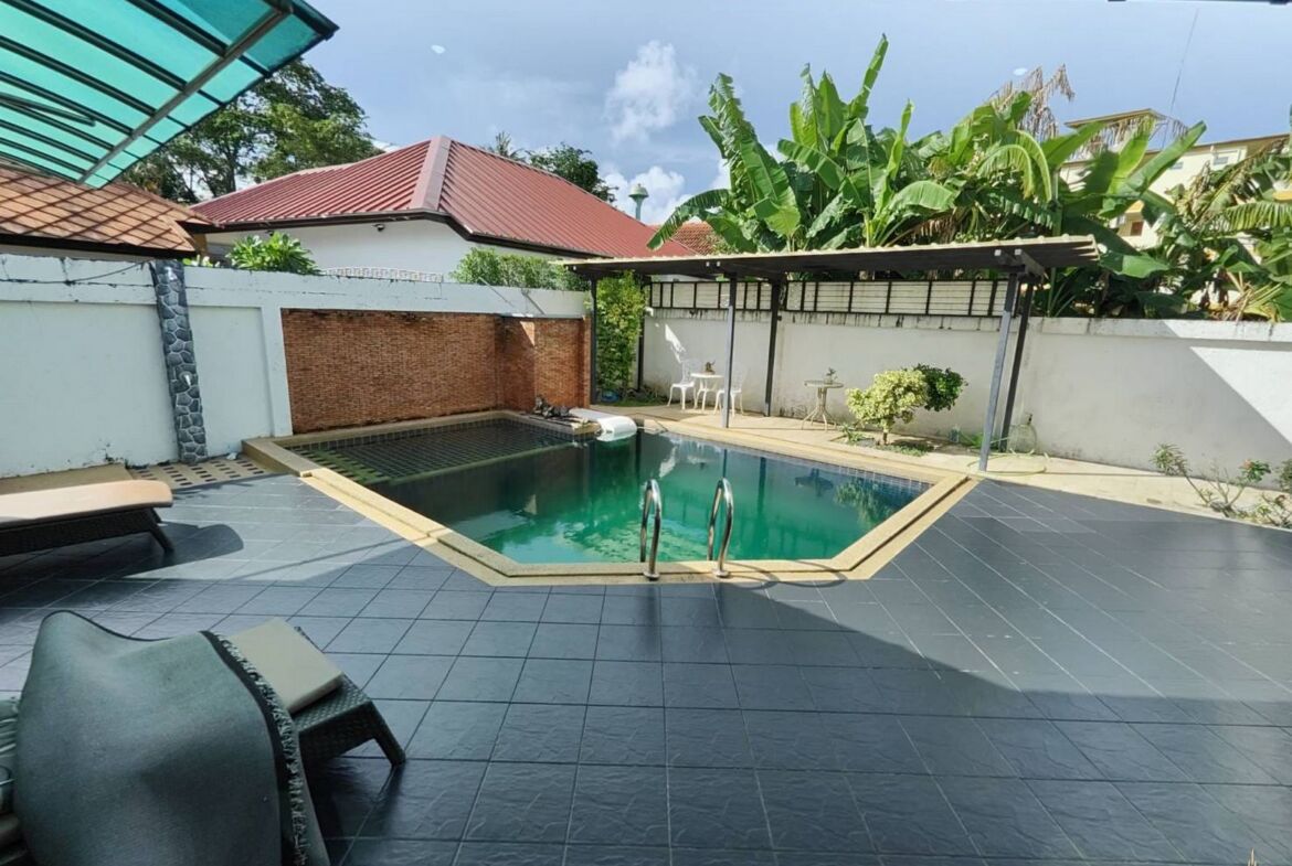 Peaceful Villa in Chalong for Rent