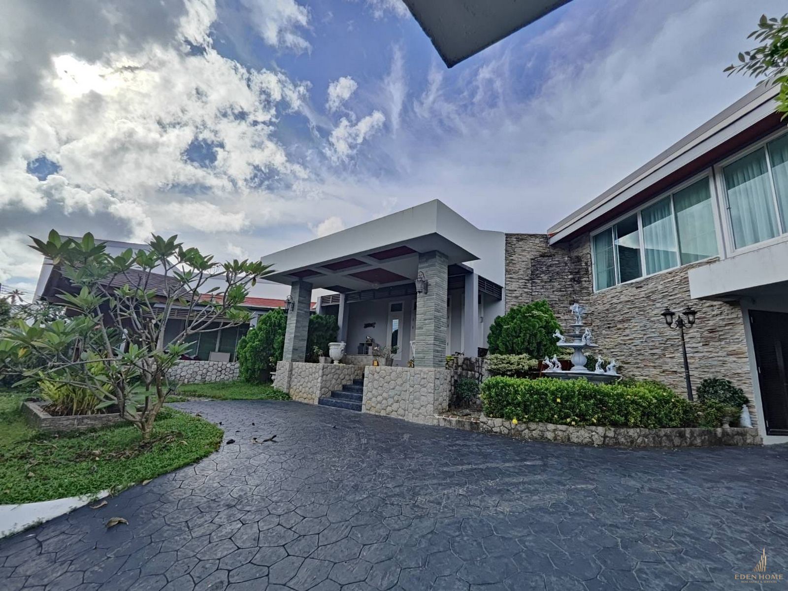 Peaceful Villa in Chalong for Rent