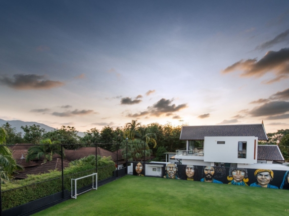 Modern villa for rent at Pasak