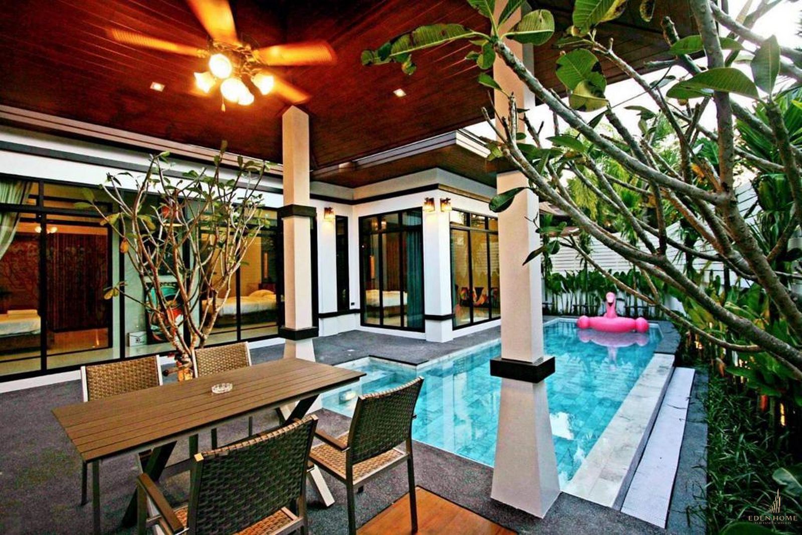 1-story pool villa for rent in Chalong !!