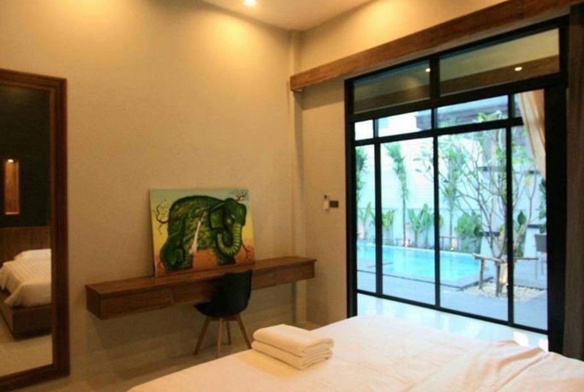 1-story pool villa for rent in Chalong !!