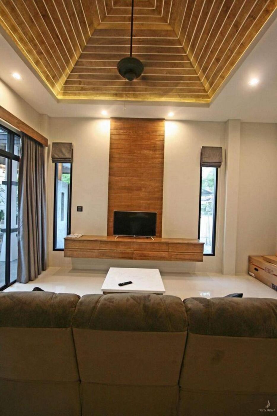 1-story pool villa for rent in Chalong !!