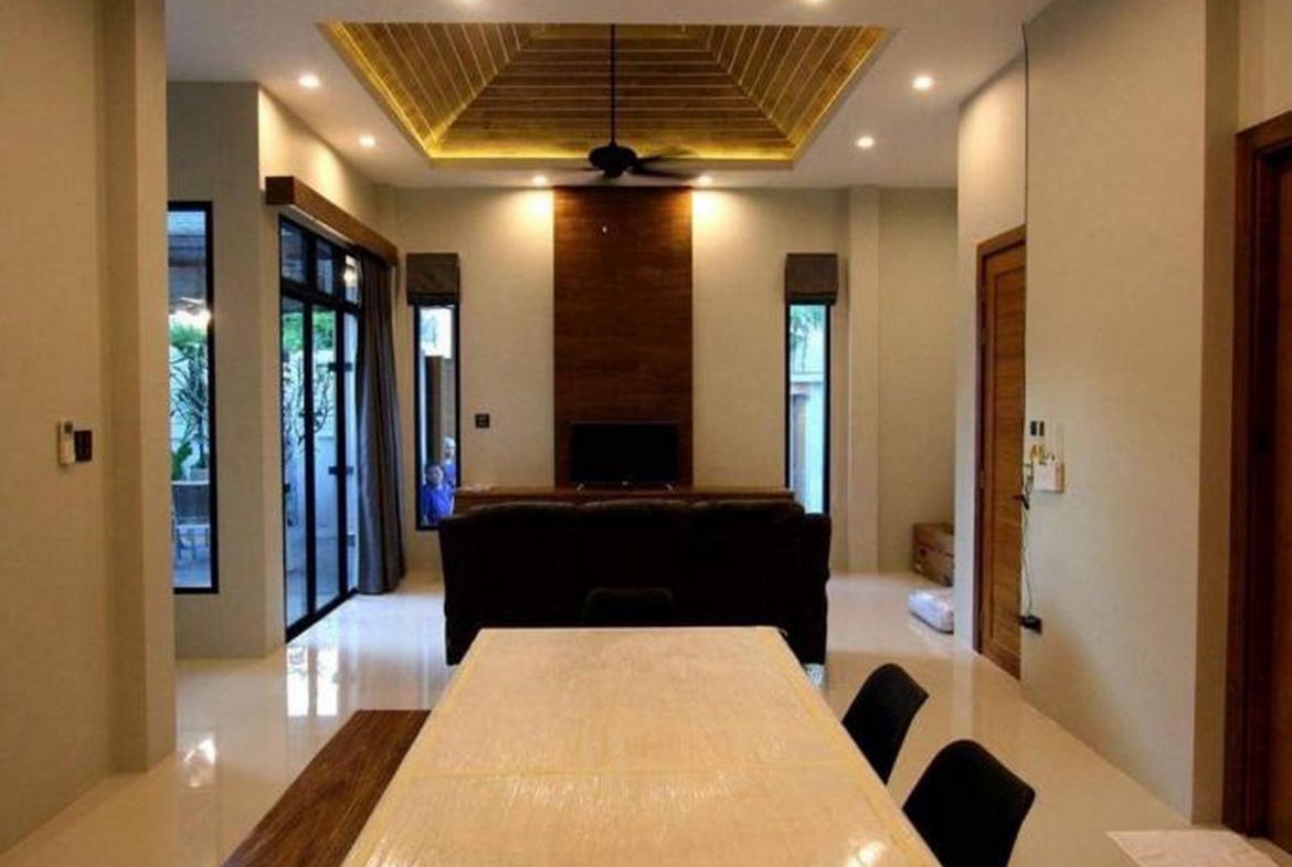 1-story pool villa for rent in Chalong !!