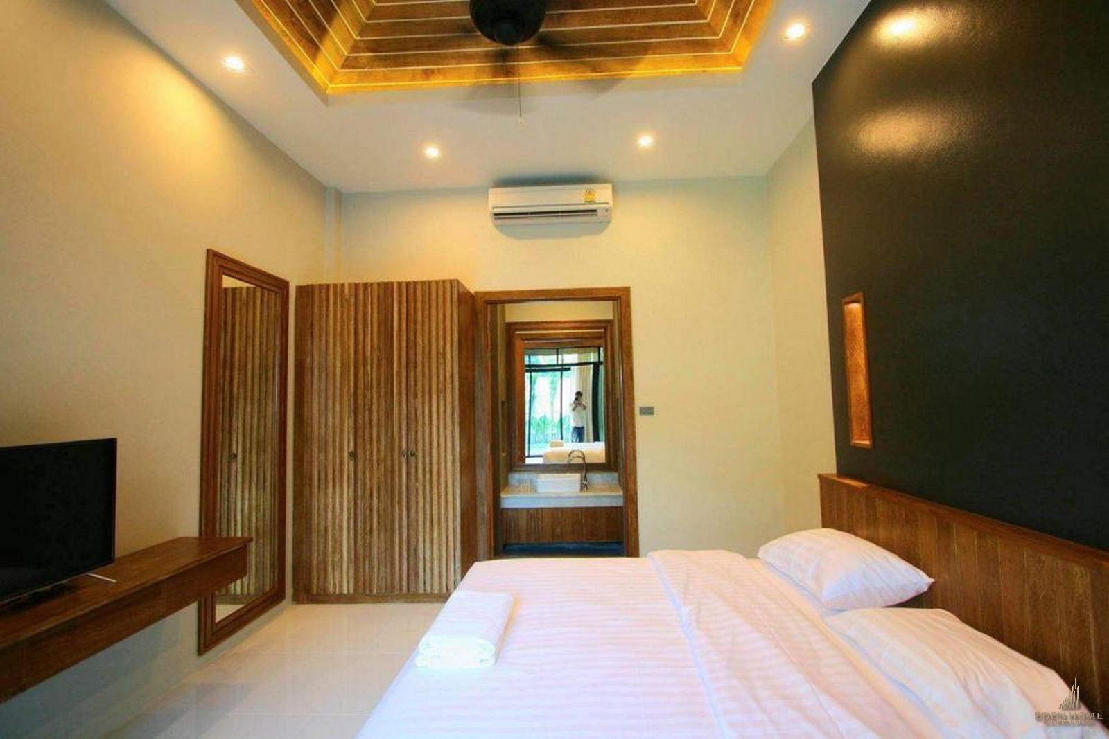 1-story pool villa for rent in Chalong !!