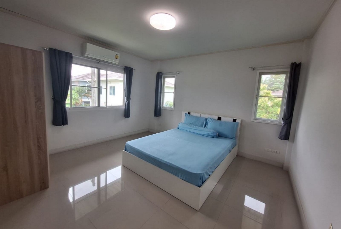 House 4-bedrooms for rent at Sapam Phuket