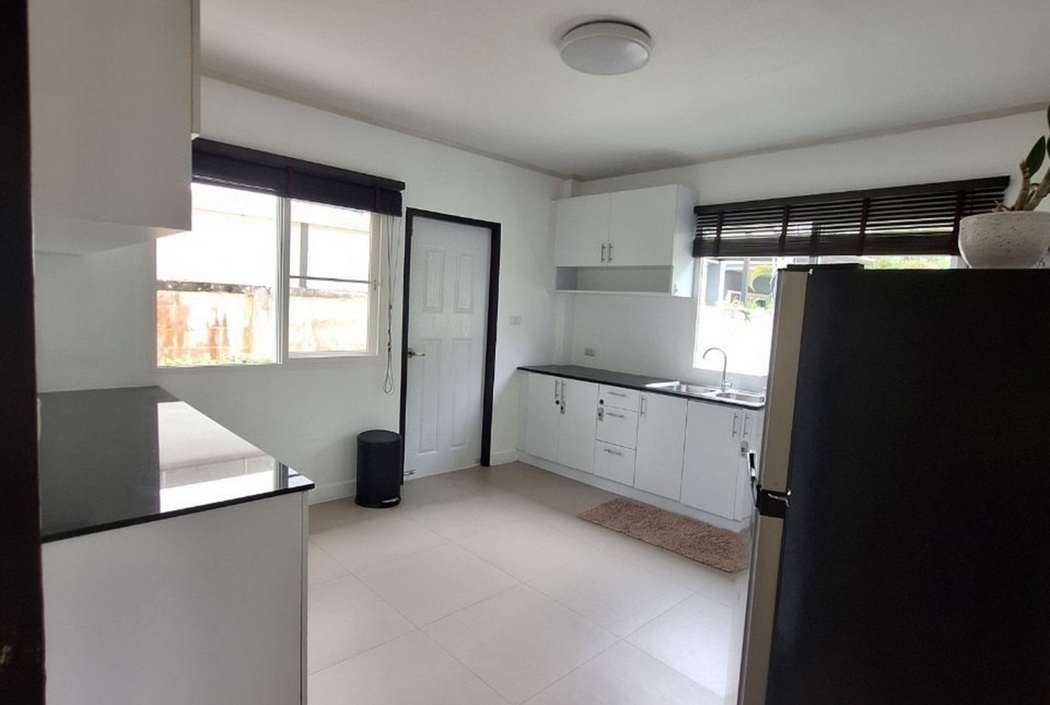 House 4-bedrooms for rent at Sapam Phuket