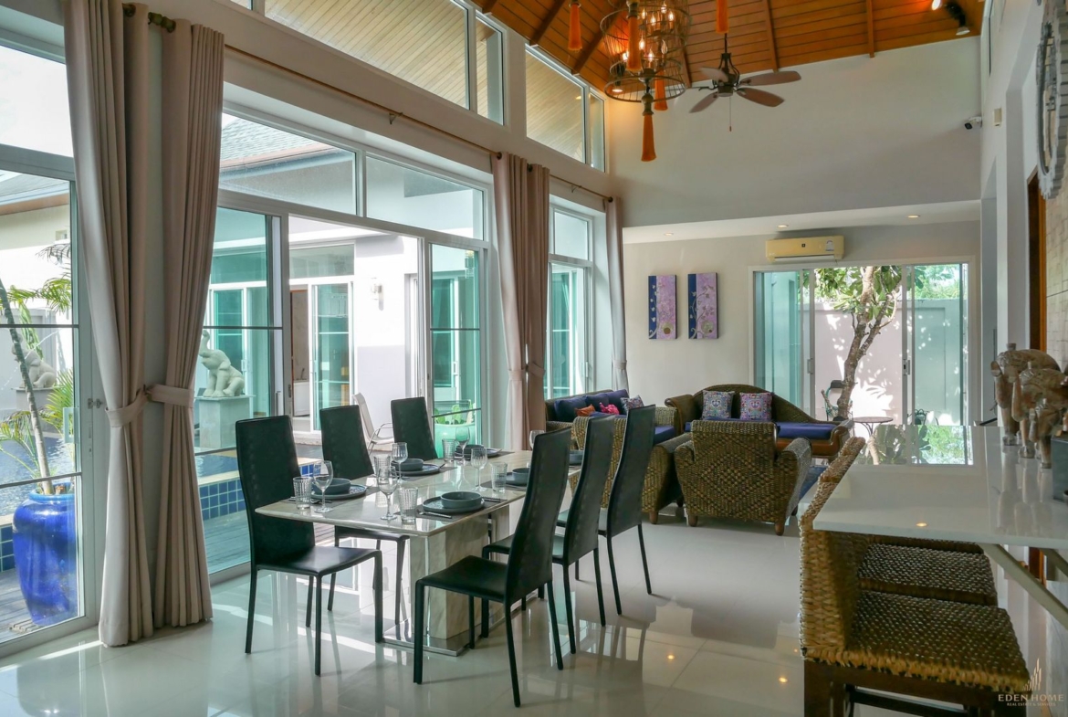 Bali style villa for rent at Rawai