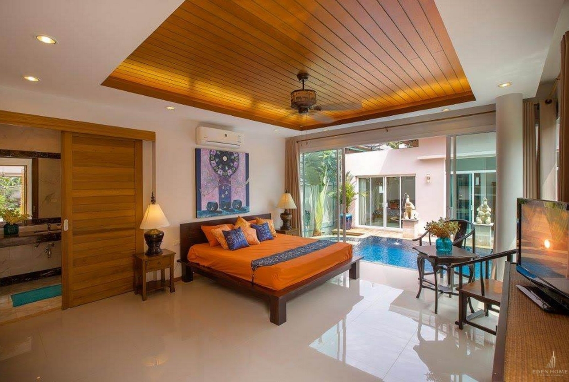 Bali style villa for rent at Rawai