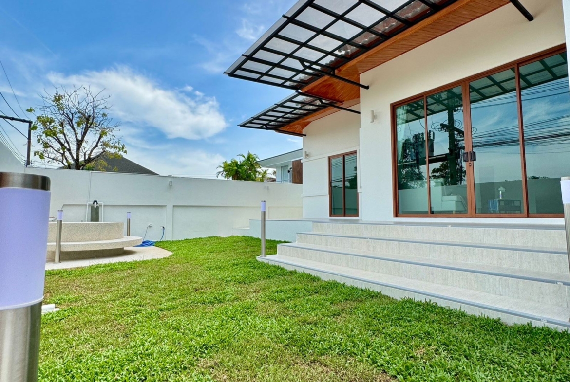 Modern Pool house newly renovated Available in Chalong!!