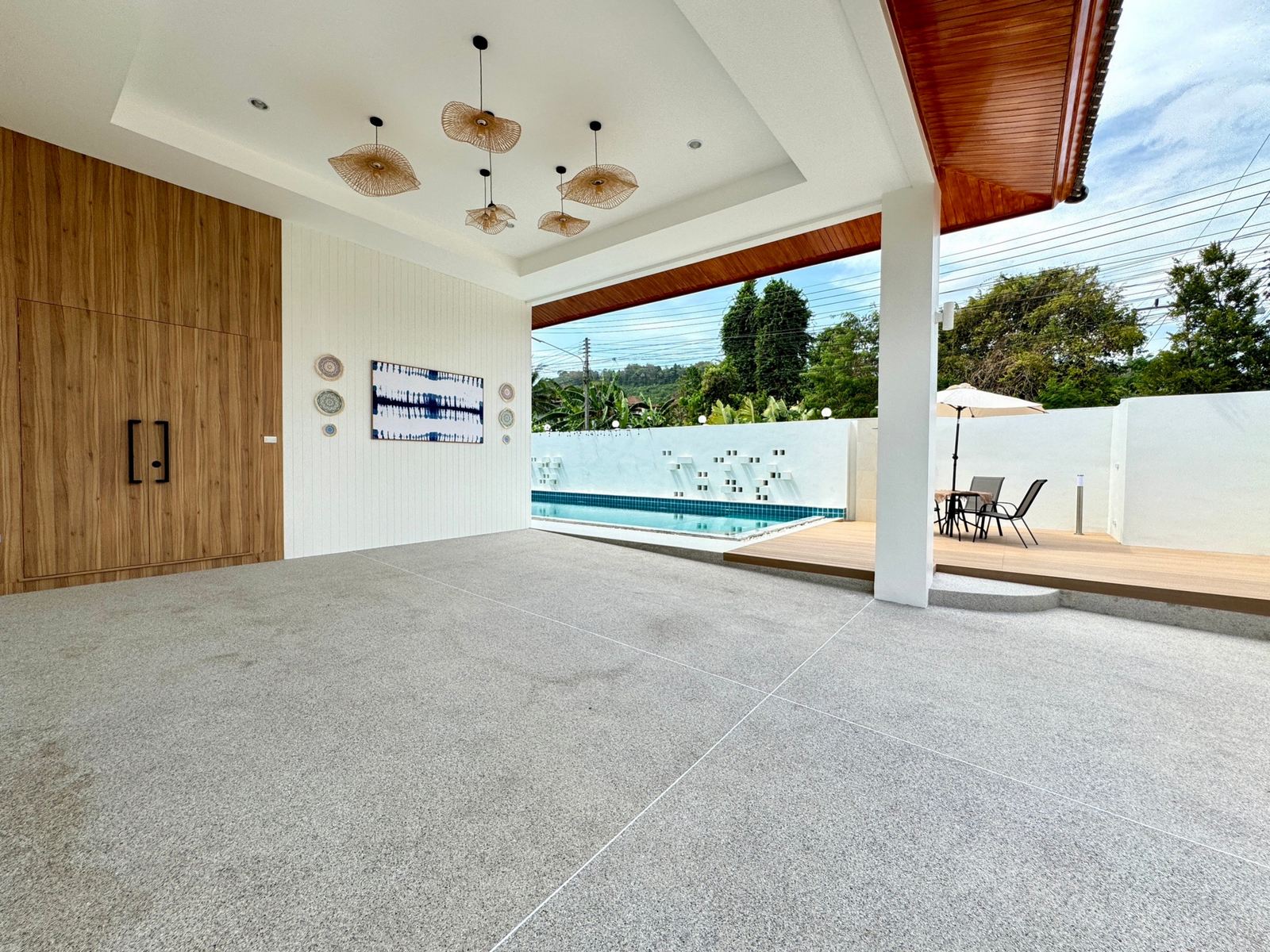 Modern Pool house newly renovated Available in Chalong!!