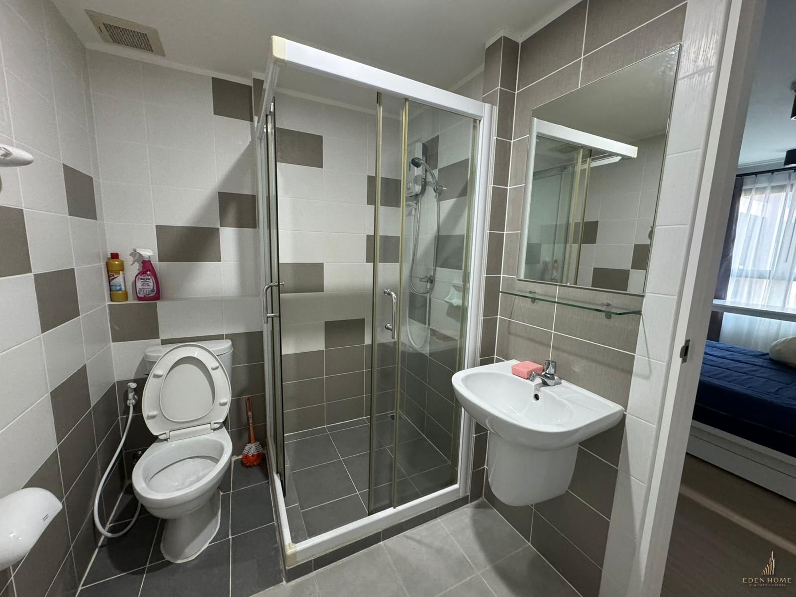 Nice condominium for rent at Phuket town
