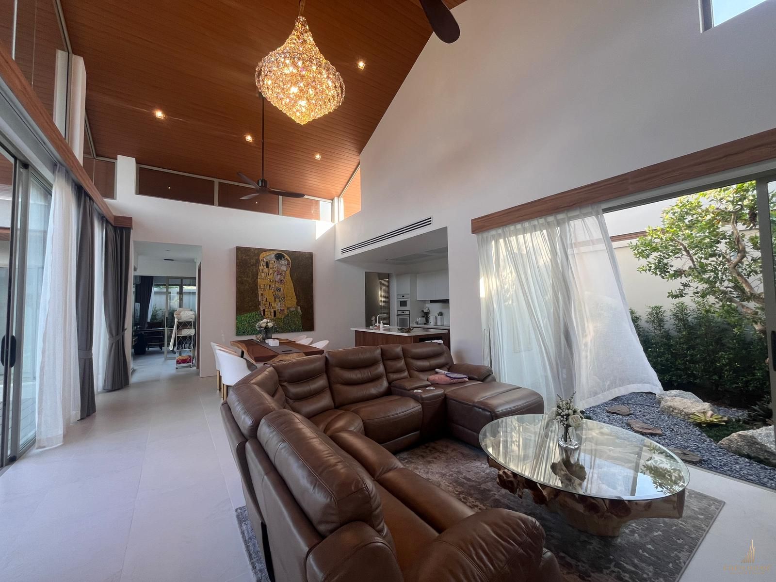 Tropical luxury villa for rent and sale at Thalang