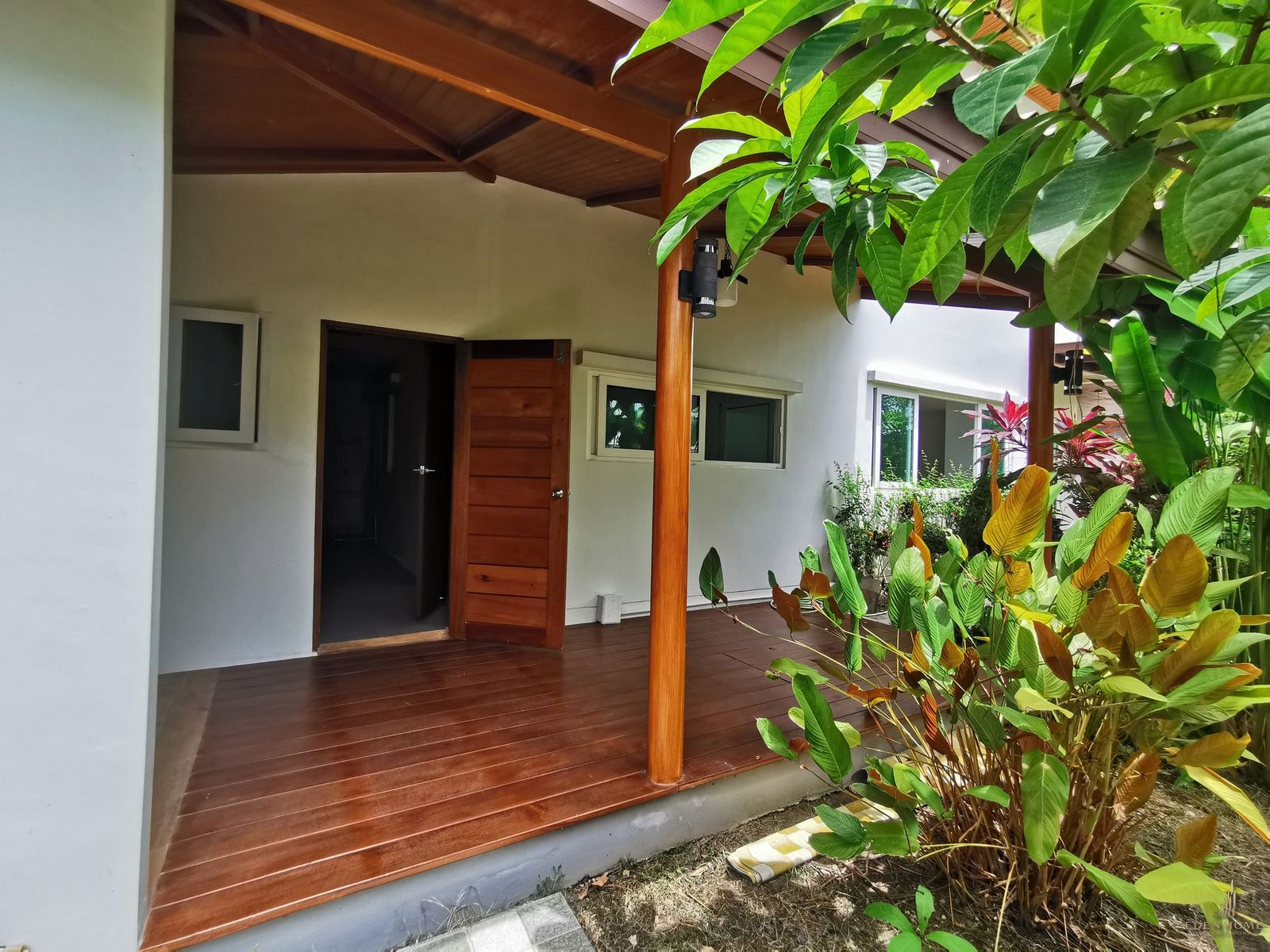 Beautiful 3 Bedroom Villa in Bypass for Sale