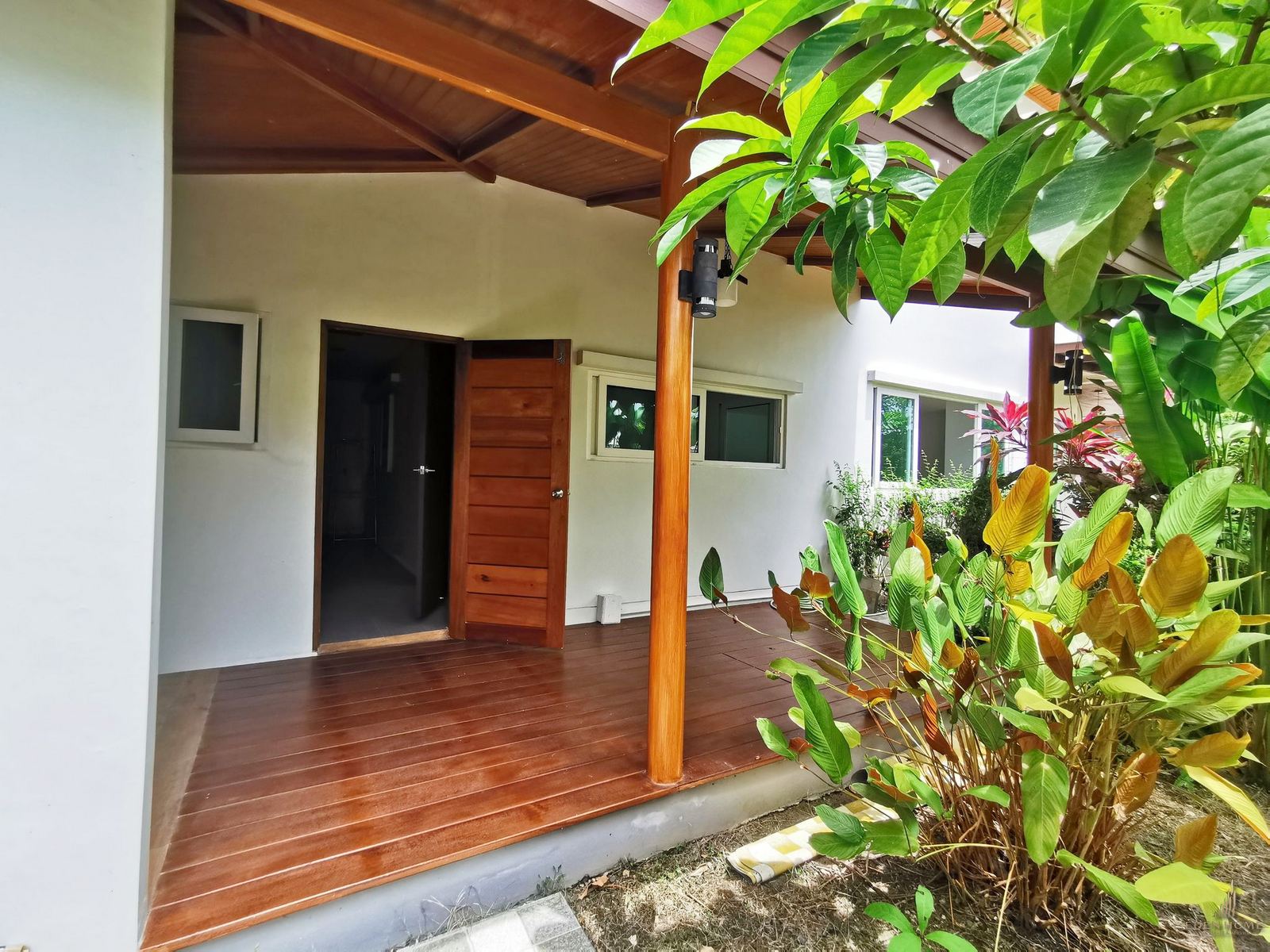 Beautiful 3 Bedroom Villa in Bypass for Sale