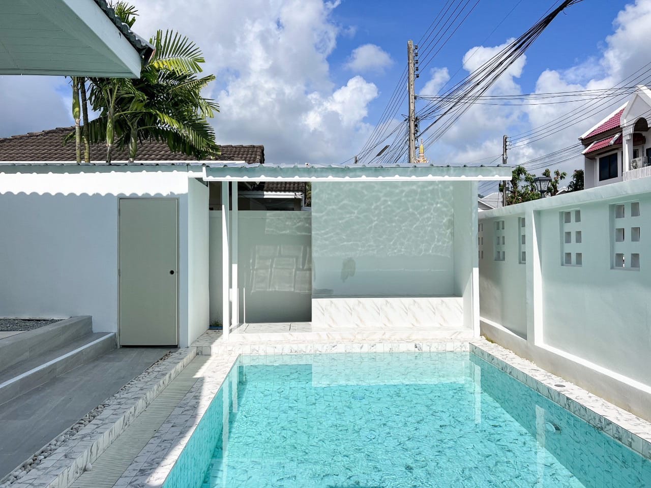 New Fresh Nordic Pool villa for sale