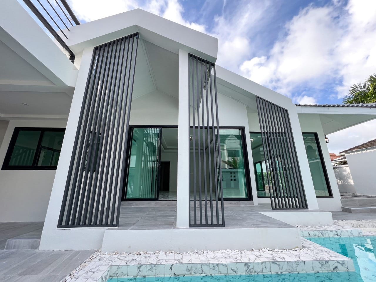 New Fresh Nordic Pool villa for sale